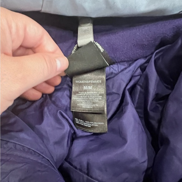 North Face Woman’s Grey Medium Jacket (like new)! 2 jackets in one! - Picture 2 of 2